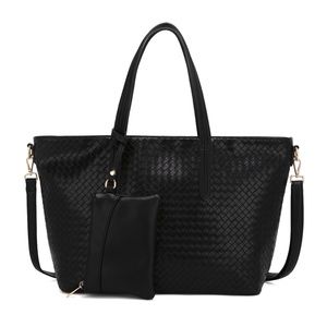 AngelBarcelo Shoulderbag Black w/ Matching Wallet